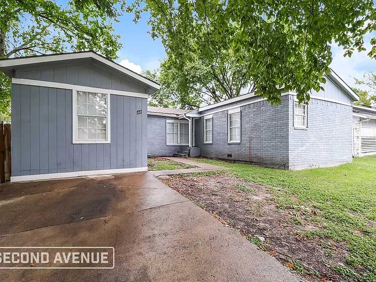 127 Woodhill St — Photo 23