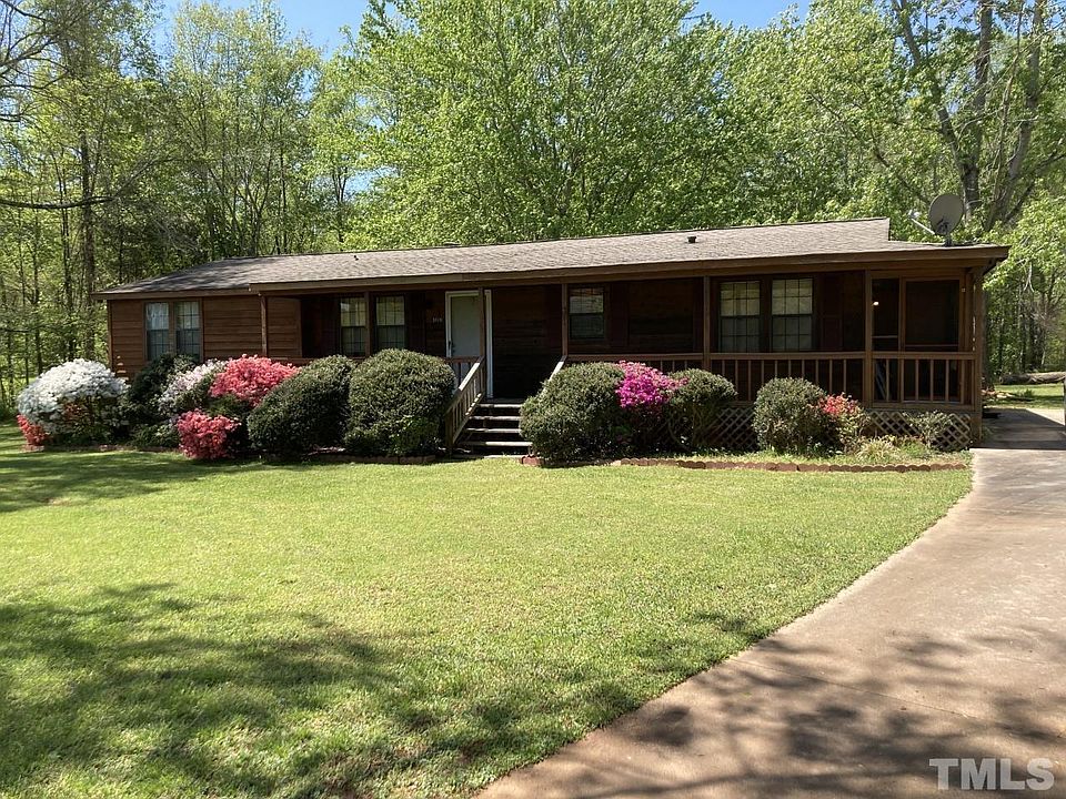 1st image of 5919 Cross Creek Dr