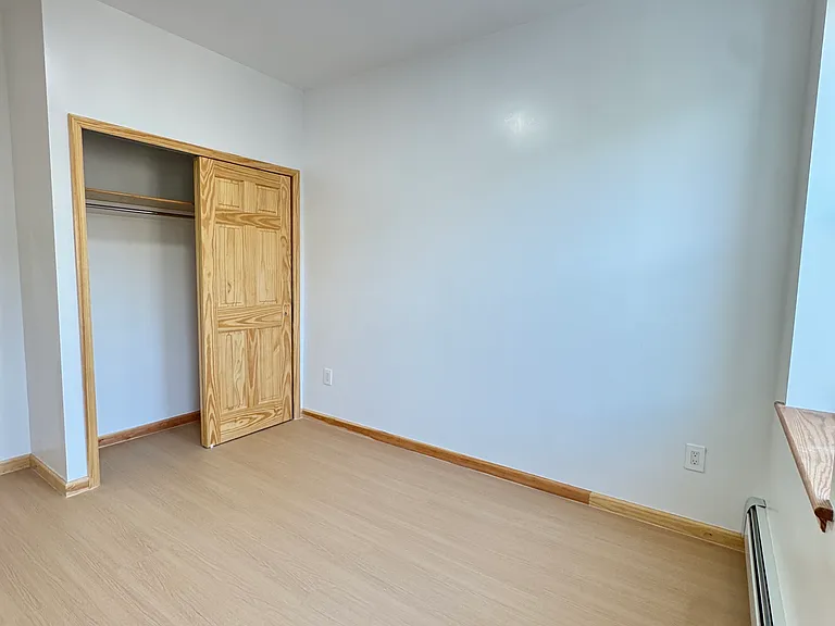 2349 62nd St #2R — Photo 9