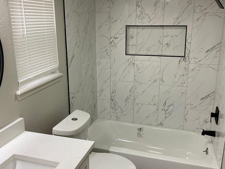 2nd image of 735 NW 30th St #1A