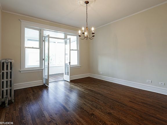 4th image of 1444 W Rosemont Ave #2