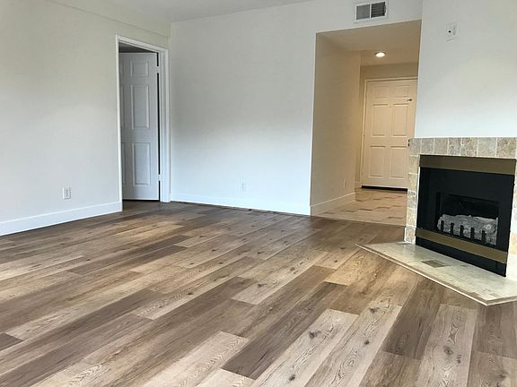 2nd image of 345 N Jackson St APT 209