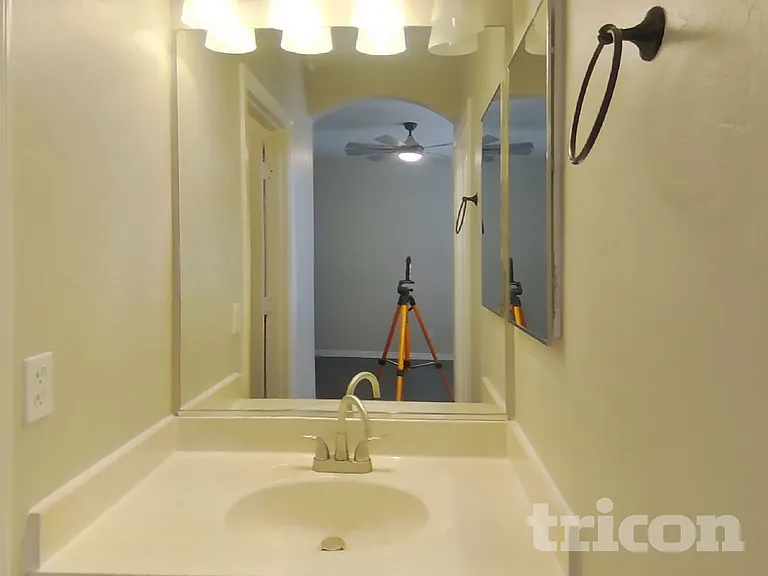 8418 W Sonora St — Photo 12