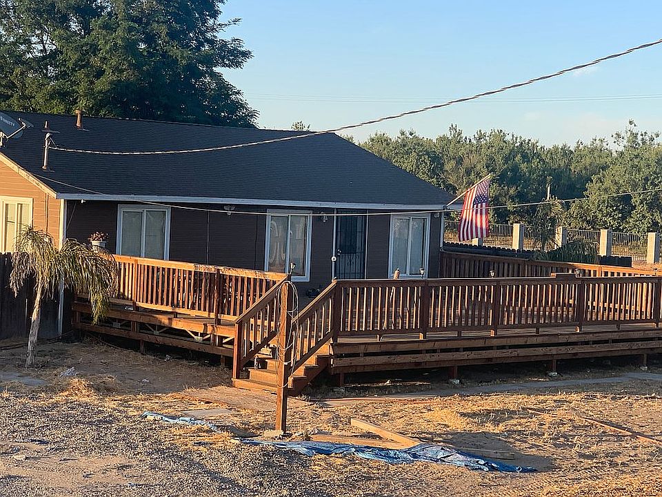 1st image of 14028 W Bell Dr