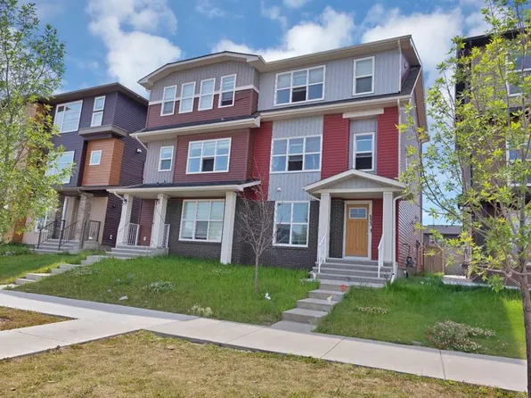 533 Savanna Blvd NE, Calgary, AB T3J 0X2