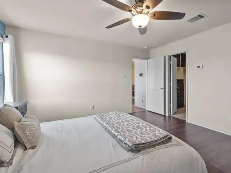 2107 Hartley Dr — Photo 7