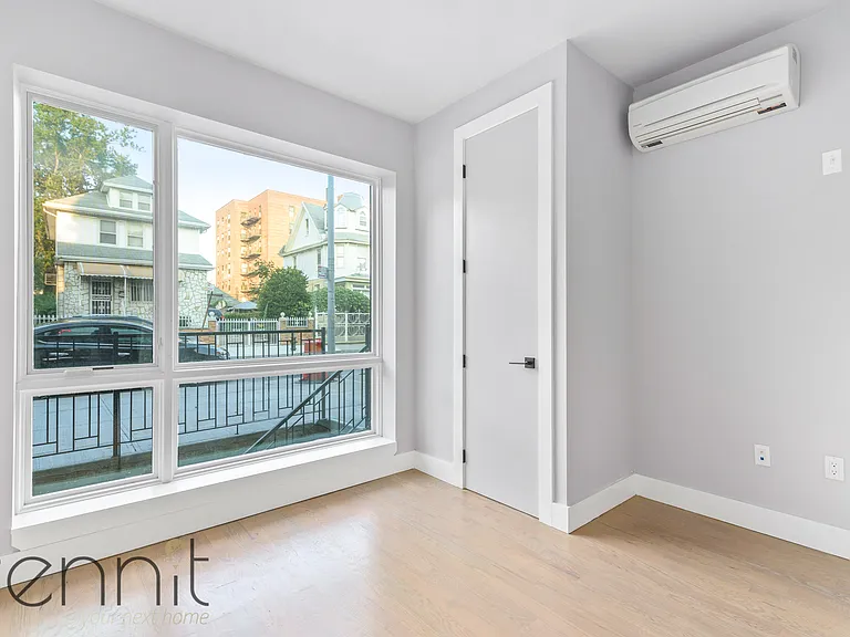 338 E 28th St #BACKYARD — Photo 11