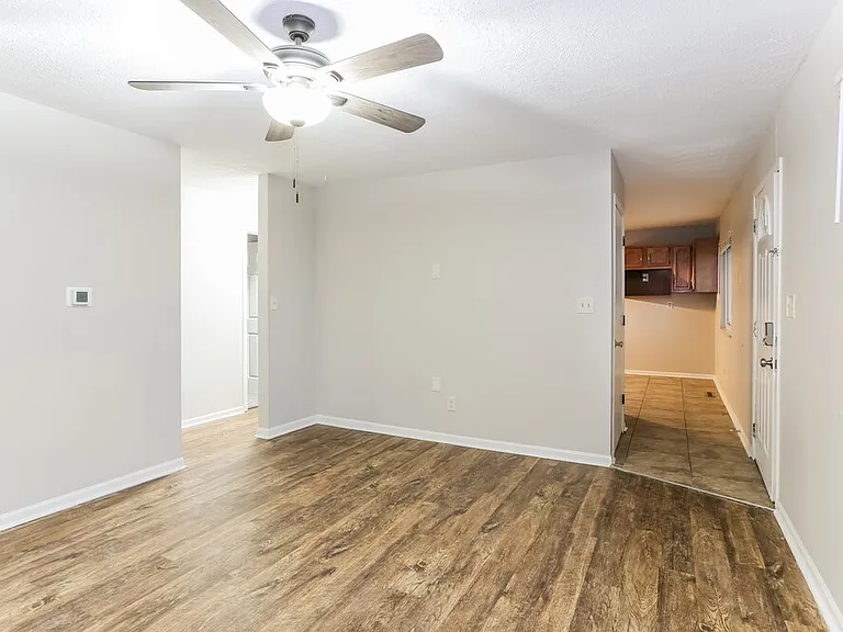 3944 Ivorton Rd E — Photo 8