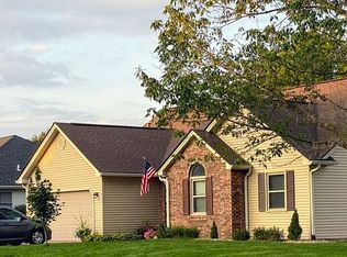 3843 Greenbriar Dr, Columbus, IN 47203