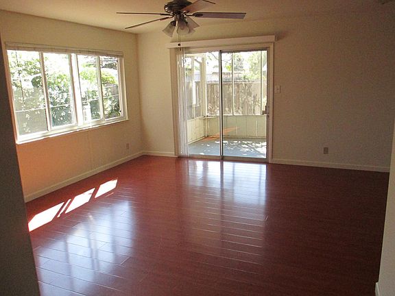 3rd image of 10599 Glenview Ave