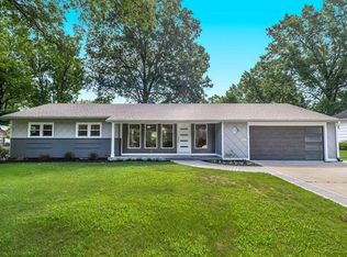 6307 Outlook Dr, Mission, KS 66202