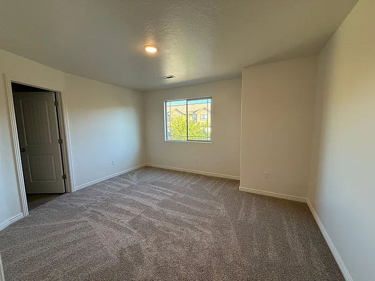 1000 E Bluffview Dr #118 — Photo 10