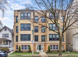 312 Wisconsin Ave APT 3N, Oak Park, IL 60302