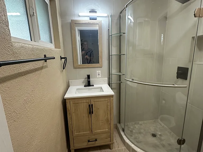919 E Tuckey Ln #3 — Photo 7