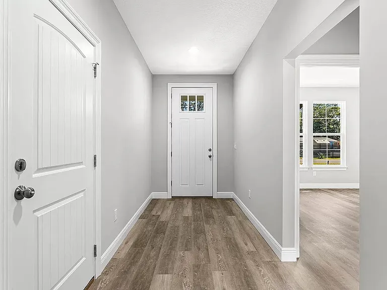 2029 Dorothy Ave — Photo 1