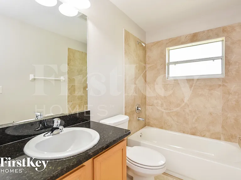 207 Shannon Ln — Photo 13