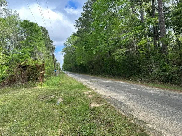 1325 County Road 2650, Rye, TX 77369