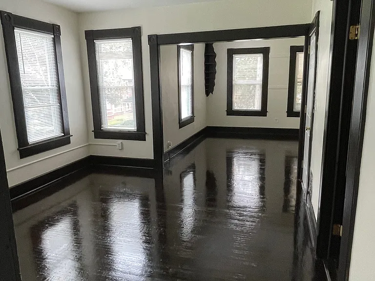 41 Clarendon St #2 — Photo 7