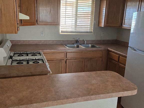 3rd image of 309 Coates Dr Unit A