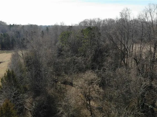 6720 Robinhood Rd, Pfafftown, NC 27040