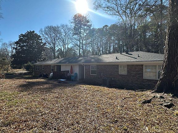 4th image of 616 Fayetteville Rd