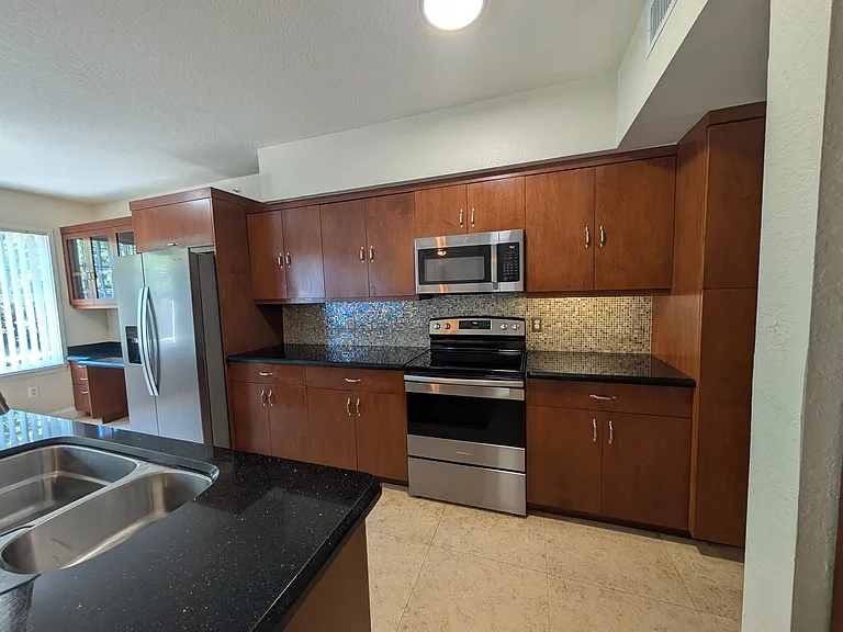 6966 W Sample Rd #6966 — Photo 3
