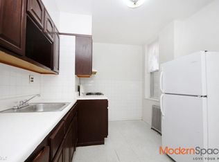 2612 Hoyt Ave S, Astoria, NY