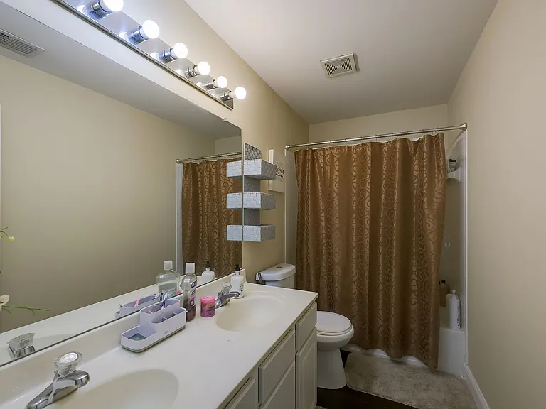 601 Crossover Ct — Photo 41