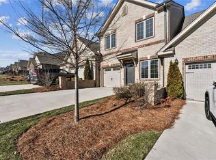 4323 Holstein Dr, High Pt, NC 27265