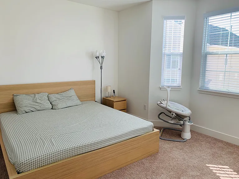 Upstairs Bedroom2