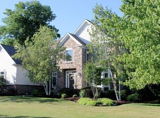 378 E Saint Andrews Dr, Highland Heights, OH 44143