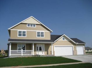 2200 W Milwaukee St, Stoughton, WI 53589