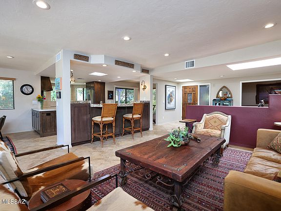 3rd image of 4671 N Avenida Ronca