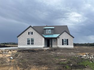 365 Cobb Rd, Leonard, TX 75452