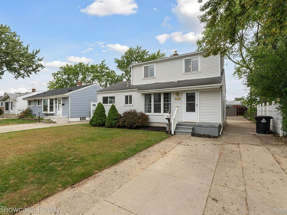 1st image of 32338 Glen St