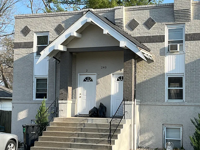 240 W School St #238 — Photo 6