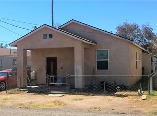 217 Chestnut St, Needles, CA 92363