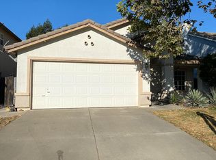 10008 Hampton Oak Dr, Elk Grove, CA 95624