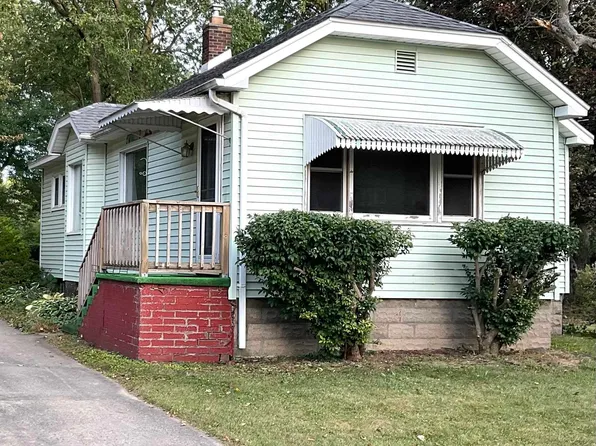 400 Walter Ct, Midland, MI 48642