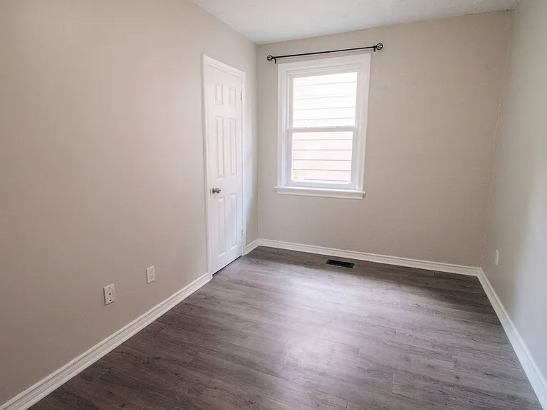 89 Clarendon Ave — Photo 29