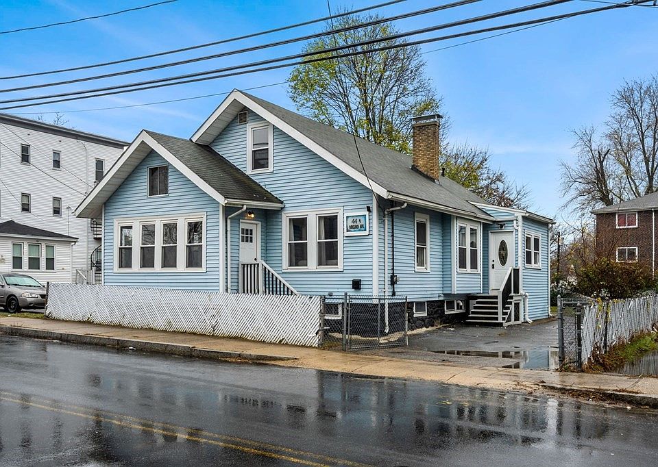 1st image of 44 1/2 Oakland Ave