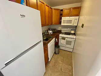 Rented by J PRESTON AND ASSOCIATES INC