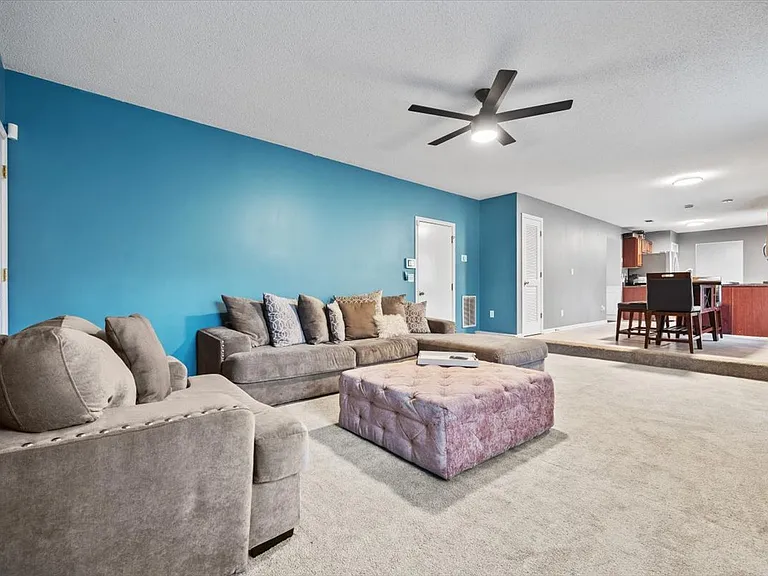 6876 Foxfire Pl — Photo 17