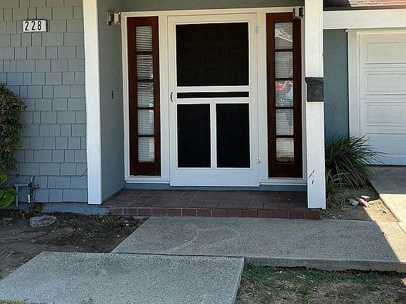 3rd image of 404 S Grand St #228