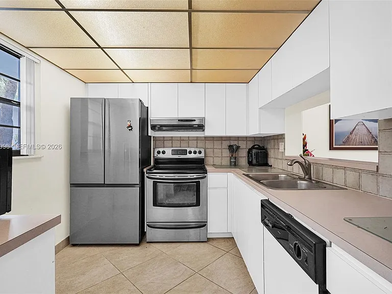 10825 SW 112th Ave #216 — Photo 8