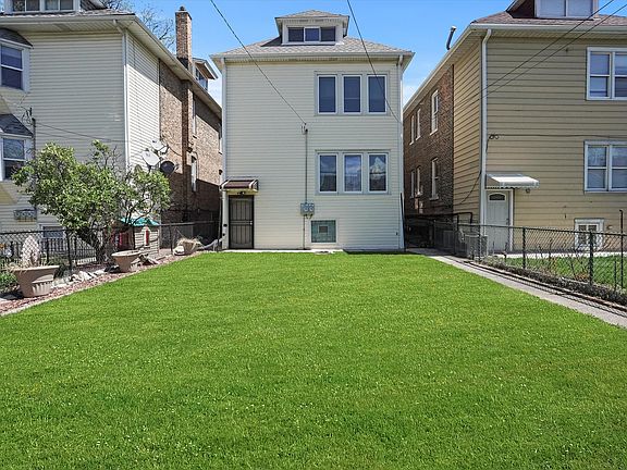 5th image of 4504 S Sawyer Ave