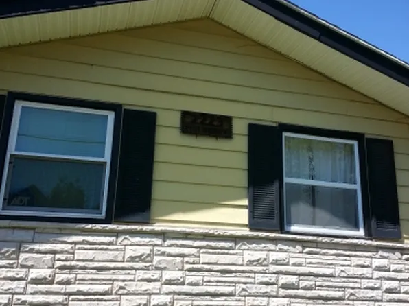 2223 Mulberry St, Rockford, IL 61101