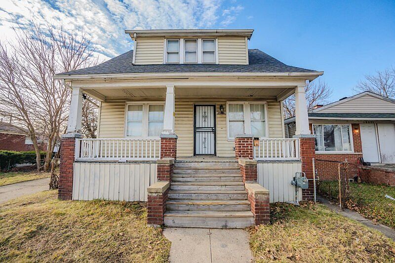 1st image of 18025 Maine St