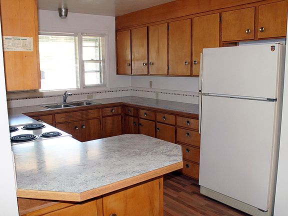 Kitchen with new countertops