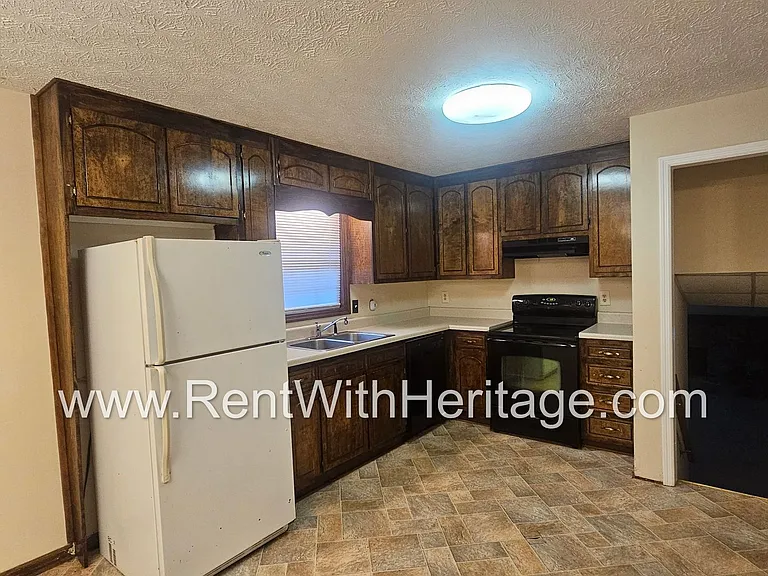 7268 Milam Rd — Photo 9